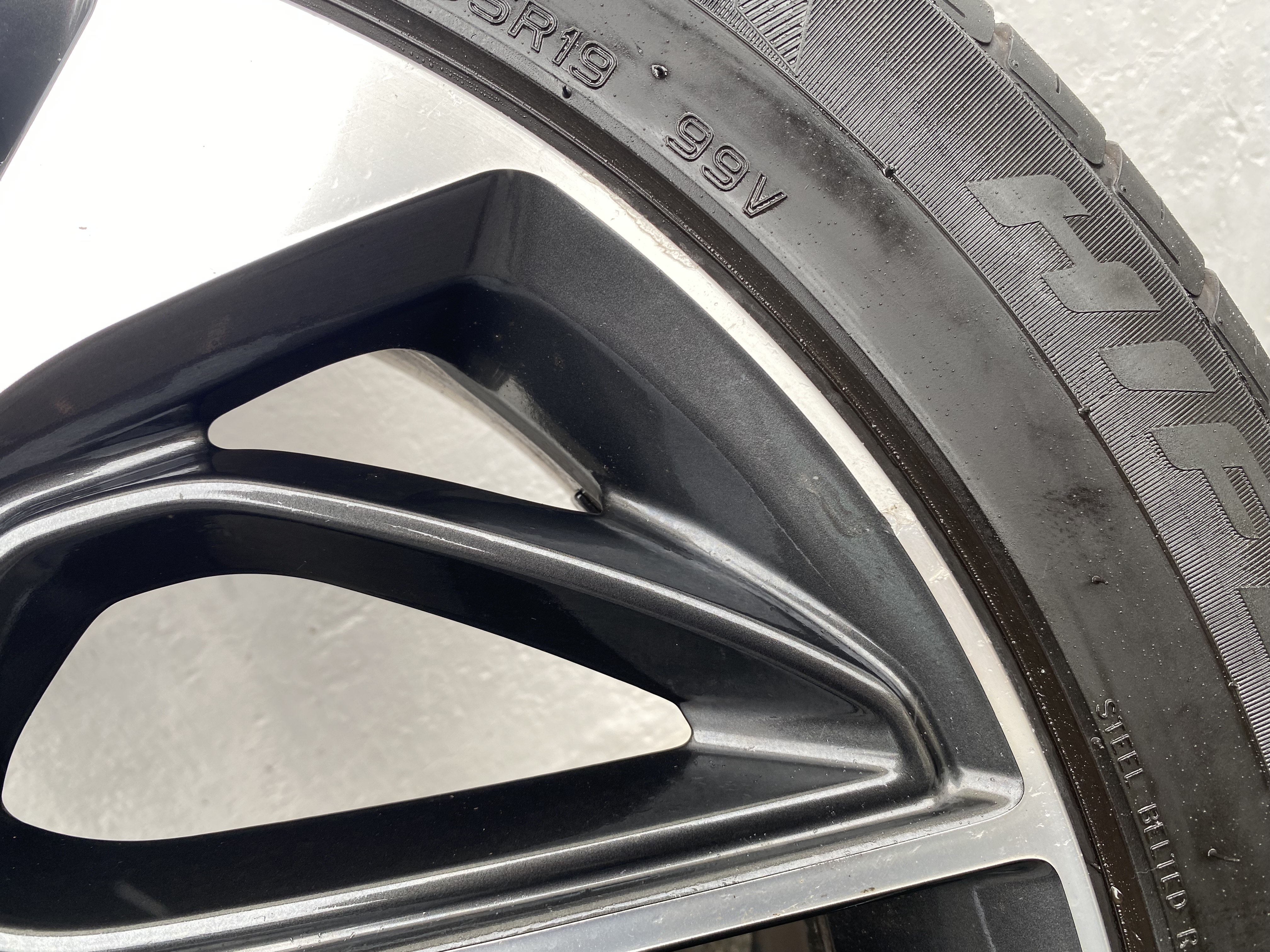 Kompletta Sommarhjul | 19" HYUNDAI Tucson 52910-D7420 | 5x114.3 7.5x19 ET53 67.1 + 225/55 R19 99V Hifly Vigorous HP801 | V01-2021 | 5.5mm | 5mm | 5mm | 3.7mm - 14
