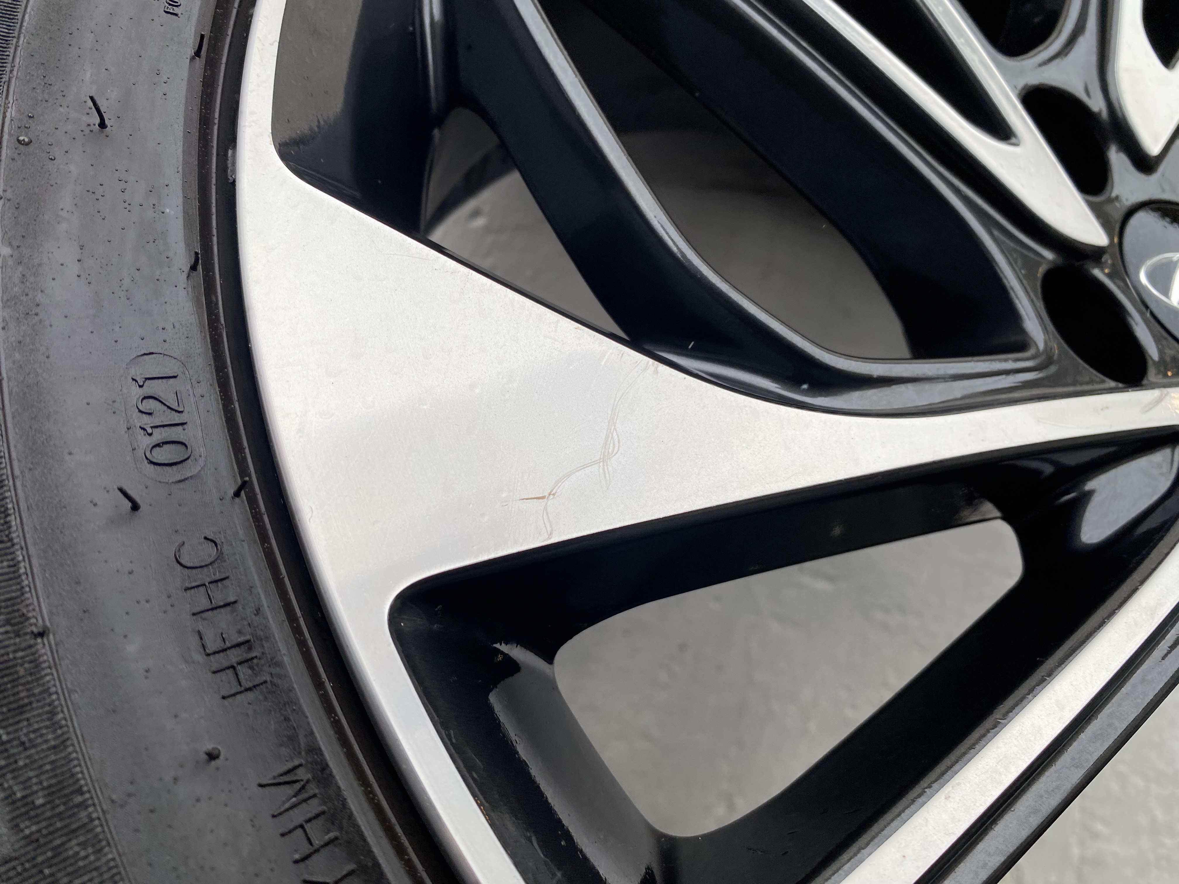Kompletta Sommarhjul | 19" HYUNDAI Tucson 52910-D7420 | 5x114.3 7.5x19 ET53 67.1 + 225/55 R19 99V Hifly Vigorous HP801 | V01-2021 | 5.5mm | 5mm | 5mm | 3.7mm - 16