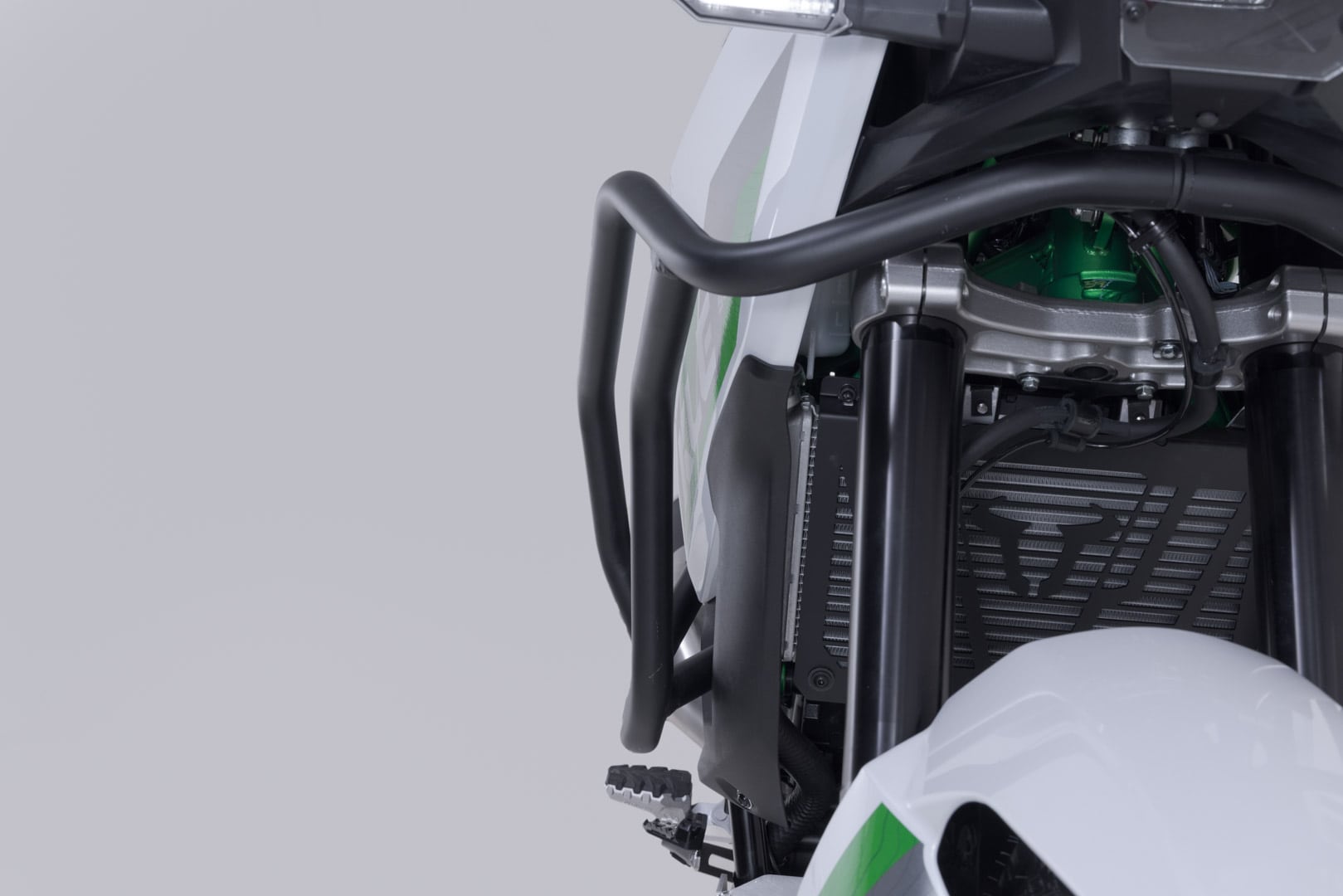 Crash bar Black. Kawasaki KLE500 / KLE500 SE (26-). - 3