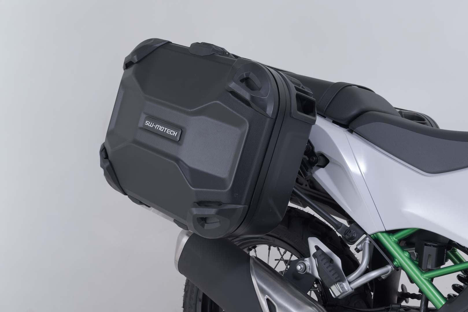 DUSC hard case system Black. 33/33L. Kawasaki KLE500/KLE500 SE (26-). - 7