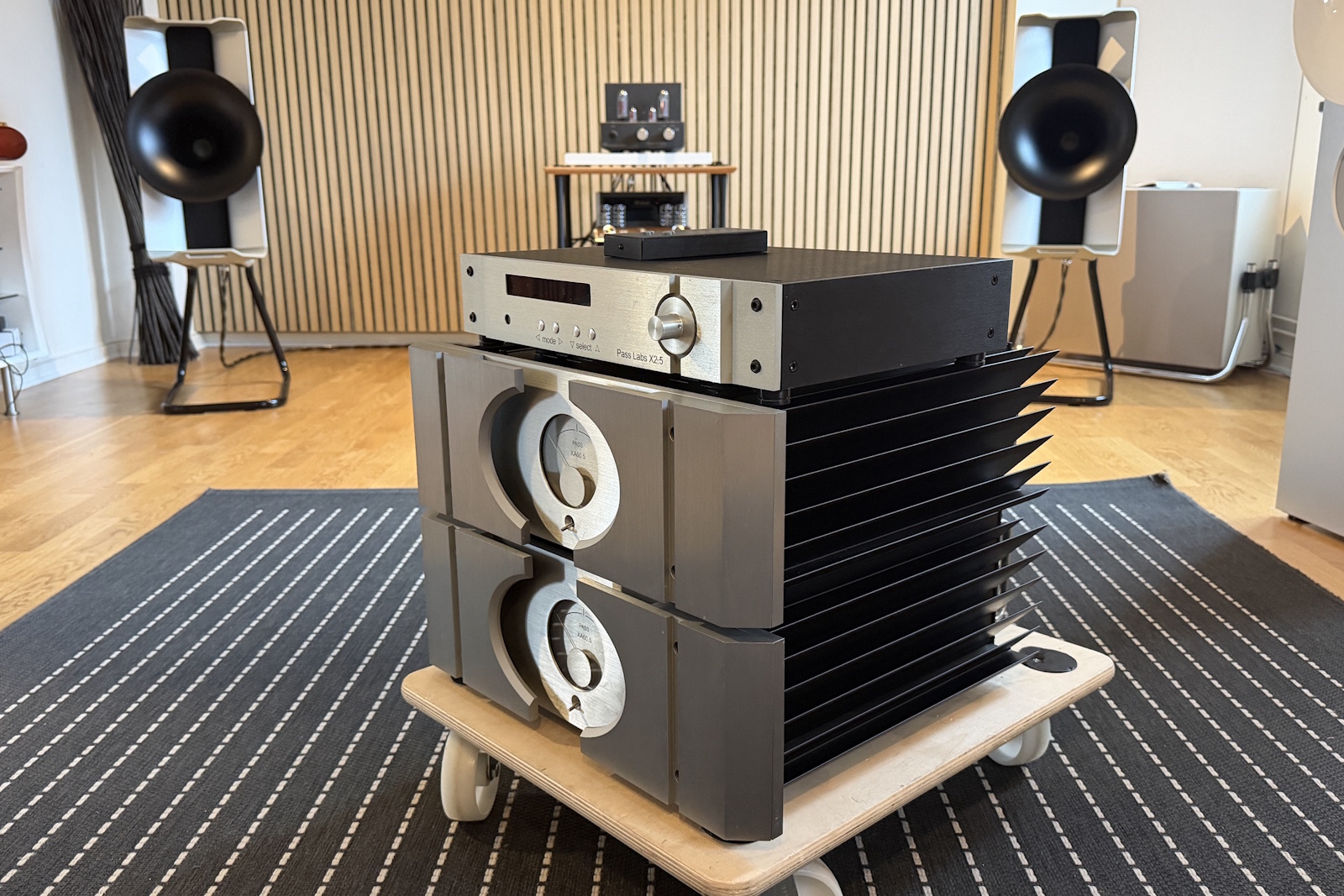 Pass Labs XA 60.5 & X2.5 - Beg monoblock och försteg