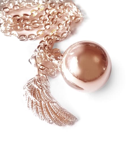 Rosé Wing sis. ketjun - Bola raskaus korut