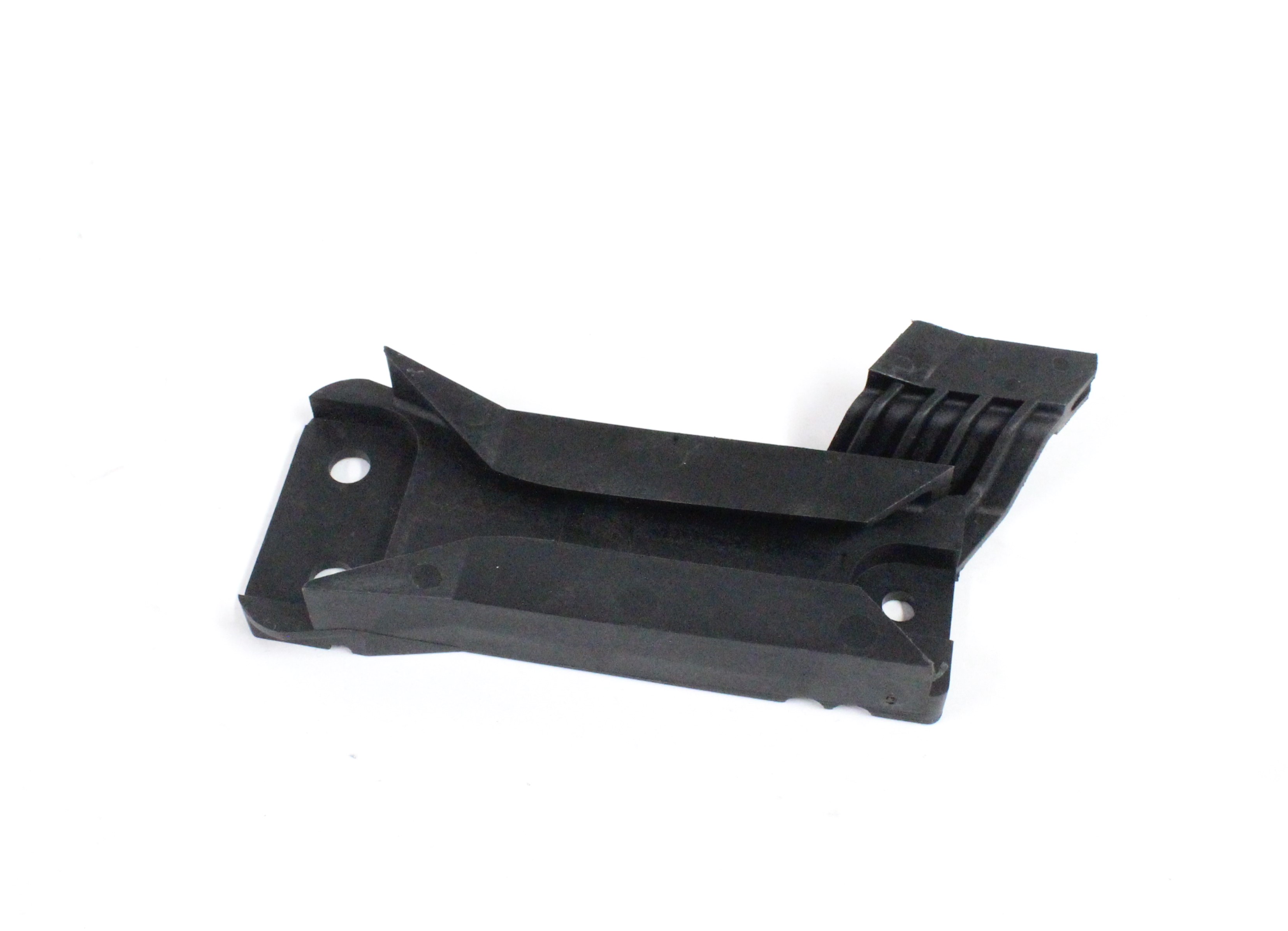 Guide, front bumper LH 7/900 1990-98