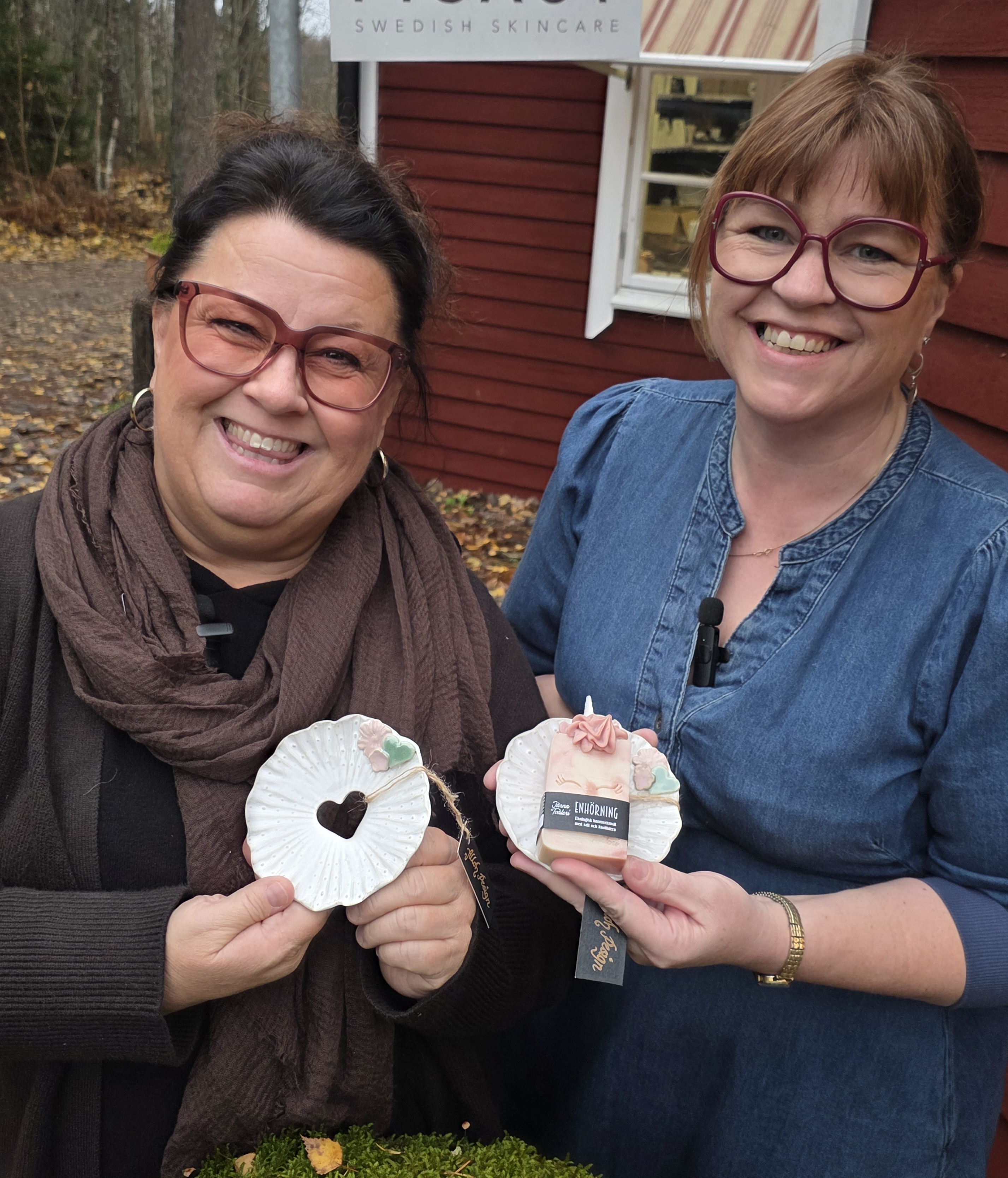 Skogsro egna set - Tvålfat från Alloh design och Enhörningstvål från Järna tvåleri - 2