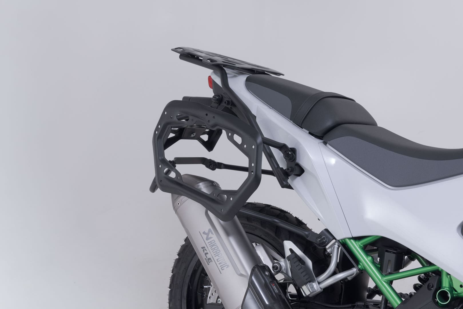 DUSC hard case system for Akrapovic - 3