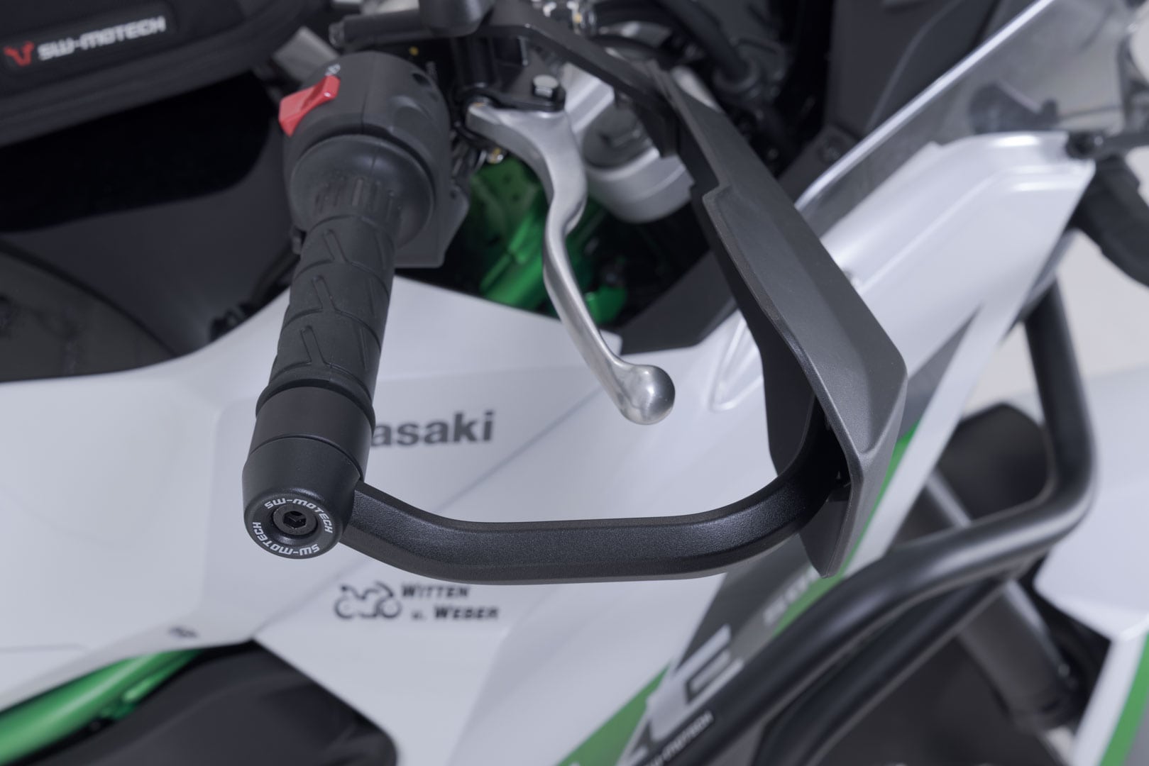 Sport handguard kit Black. Kawasaki KLE500 / KLE500 SE (26-). - 4