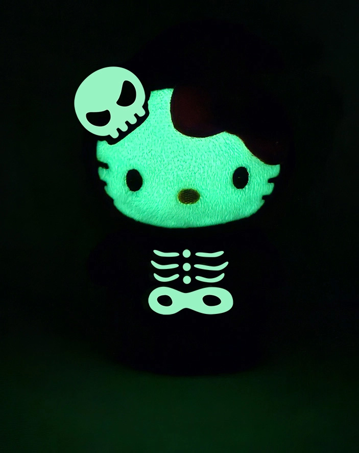 Hello Kitty Halloween Gosedjur med Ljud & Självlysande Skelett 13 cm - 3
