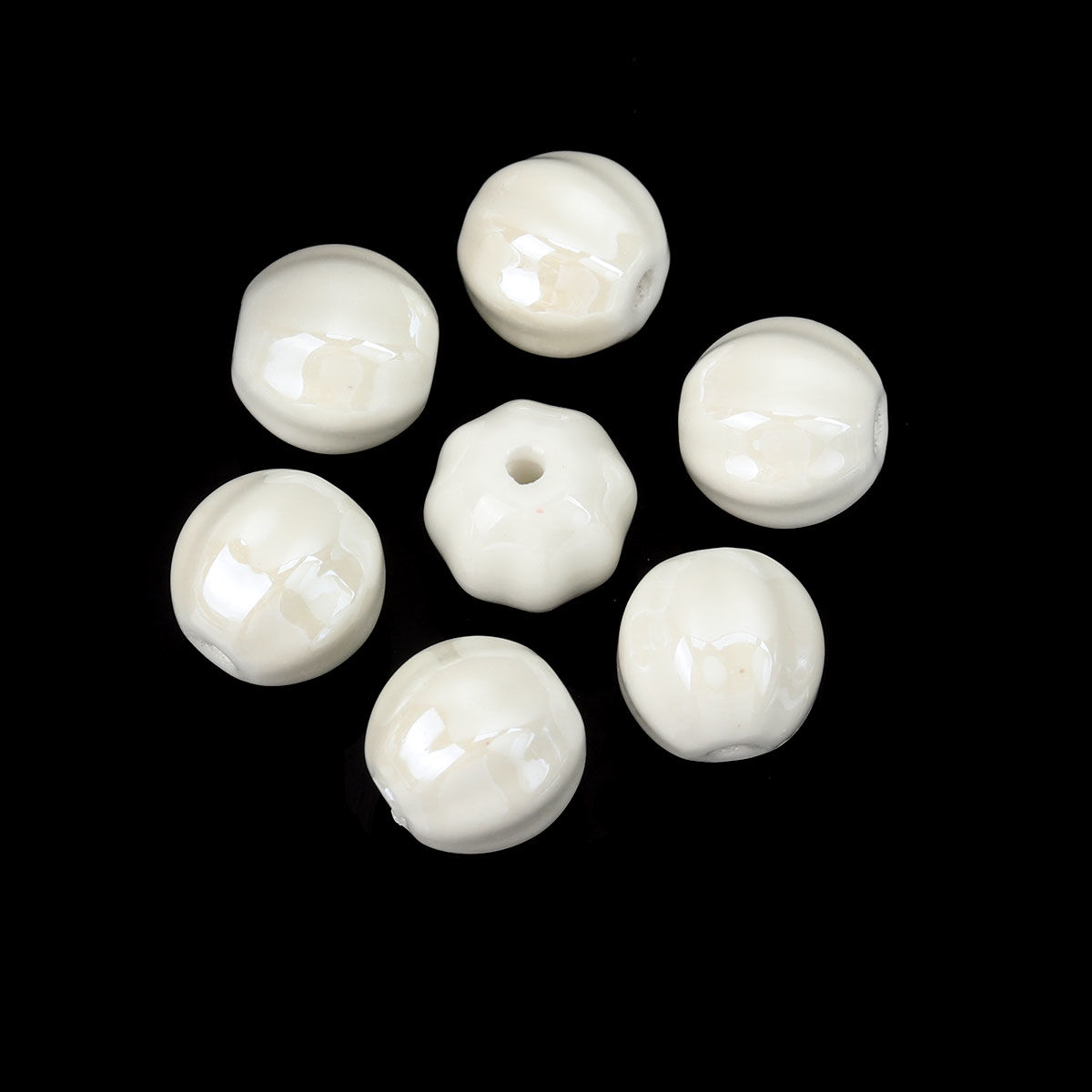 Keramikpärla, Rund vågig, 14mm Vit - 2