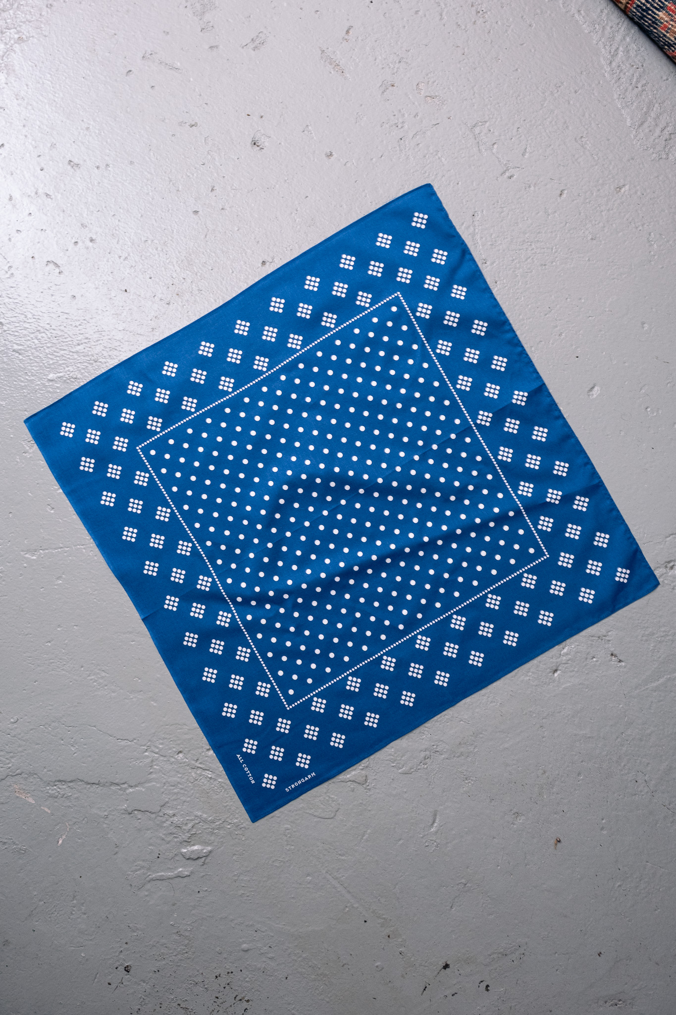 Warehouse & Co - 3x3 Bandana Blue - 2