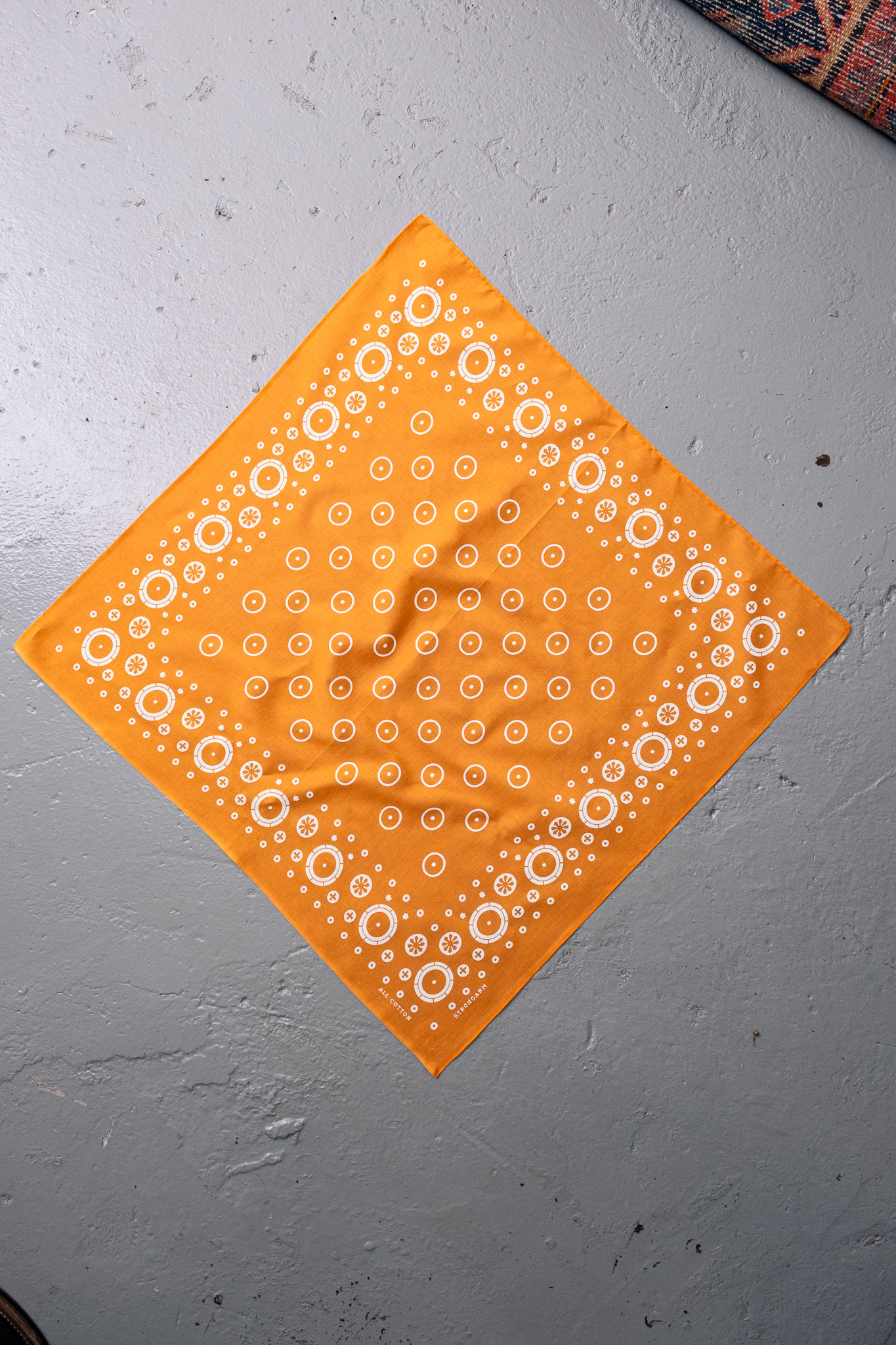 Warehouse & Co - The Circle-Dot Bandana Orange