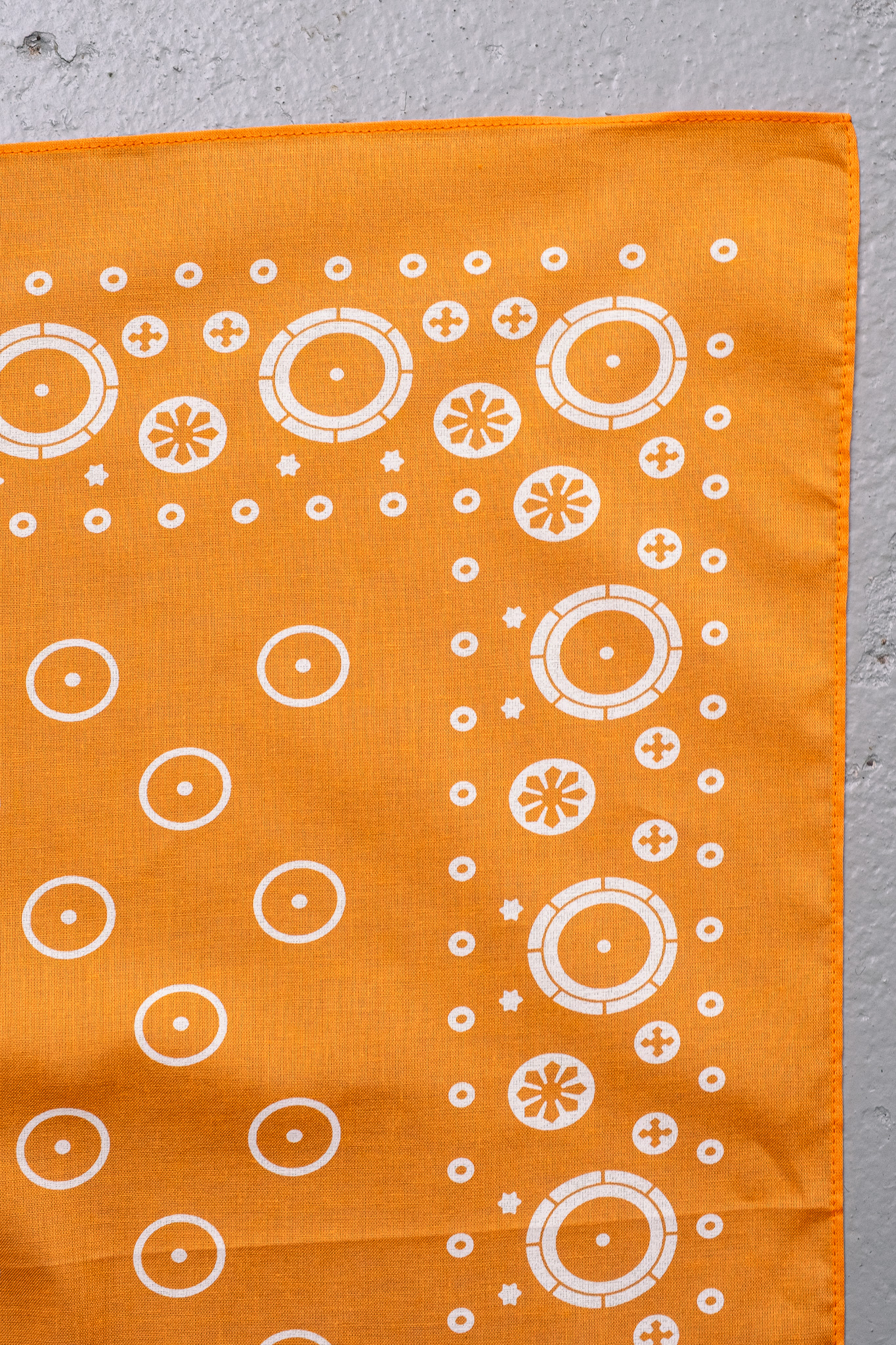 Warehouse & Co - The Circle-Dot Bandana Orange - 3