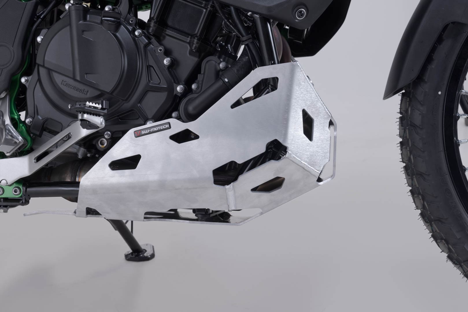 Engine guard Silver. Kawasaki KLE500 / KLE500 SE (26-). - 5