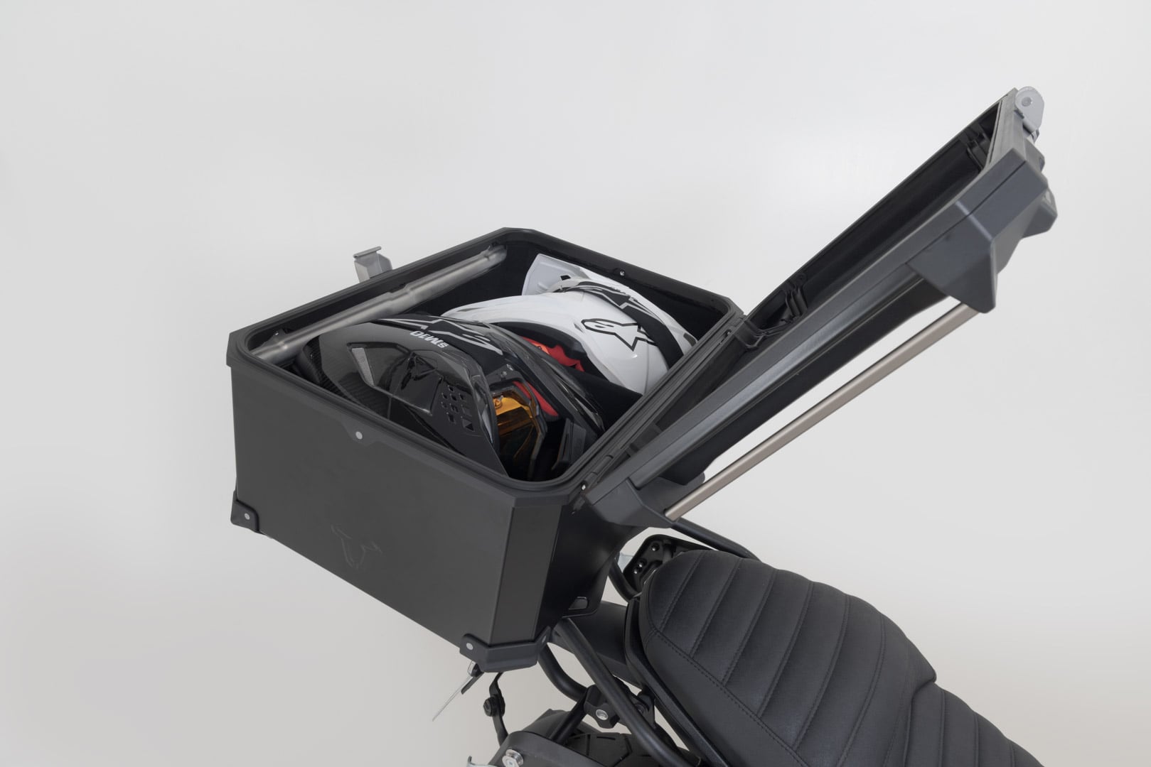 TRAX ADV top case XL Aluminum. Black. - 6