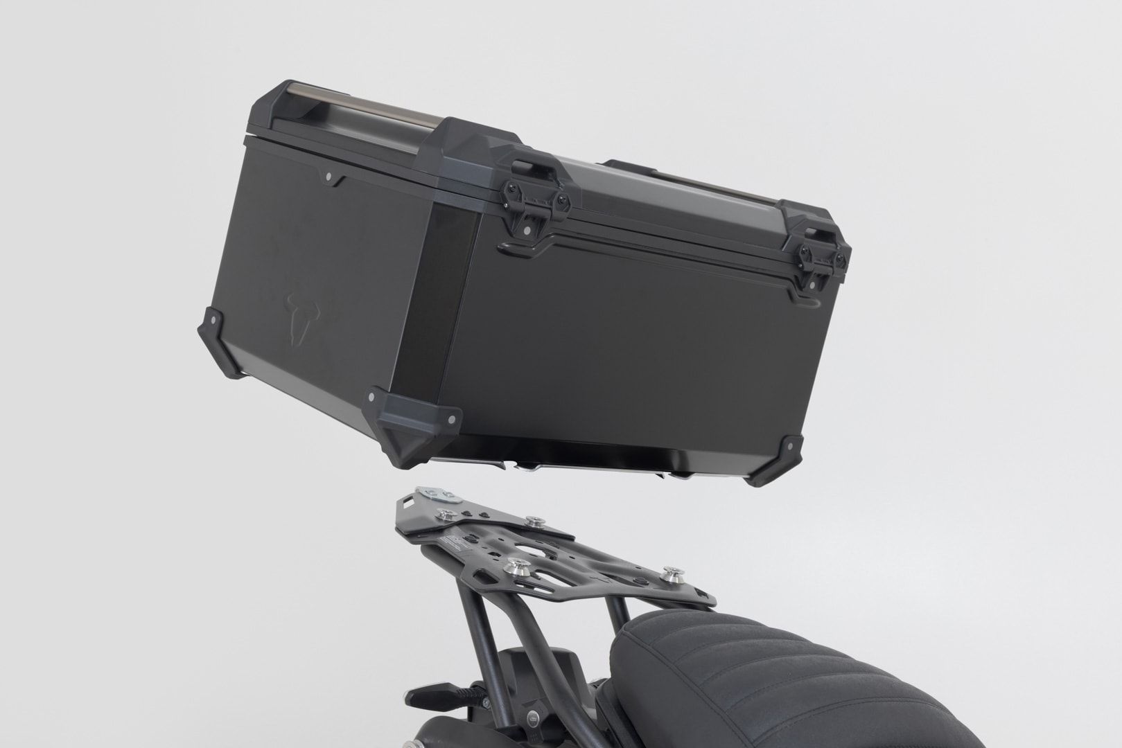 TRAX ADV top case XL Aluminum. Black. - 4