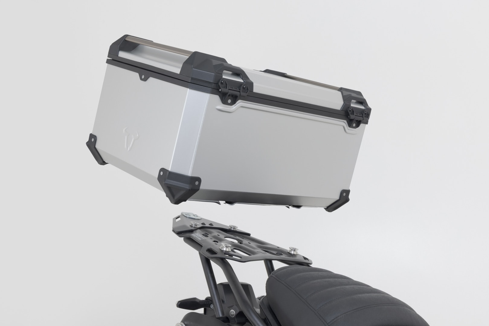 TRAX ADV top case XL Aluminum. Silver. - 4