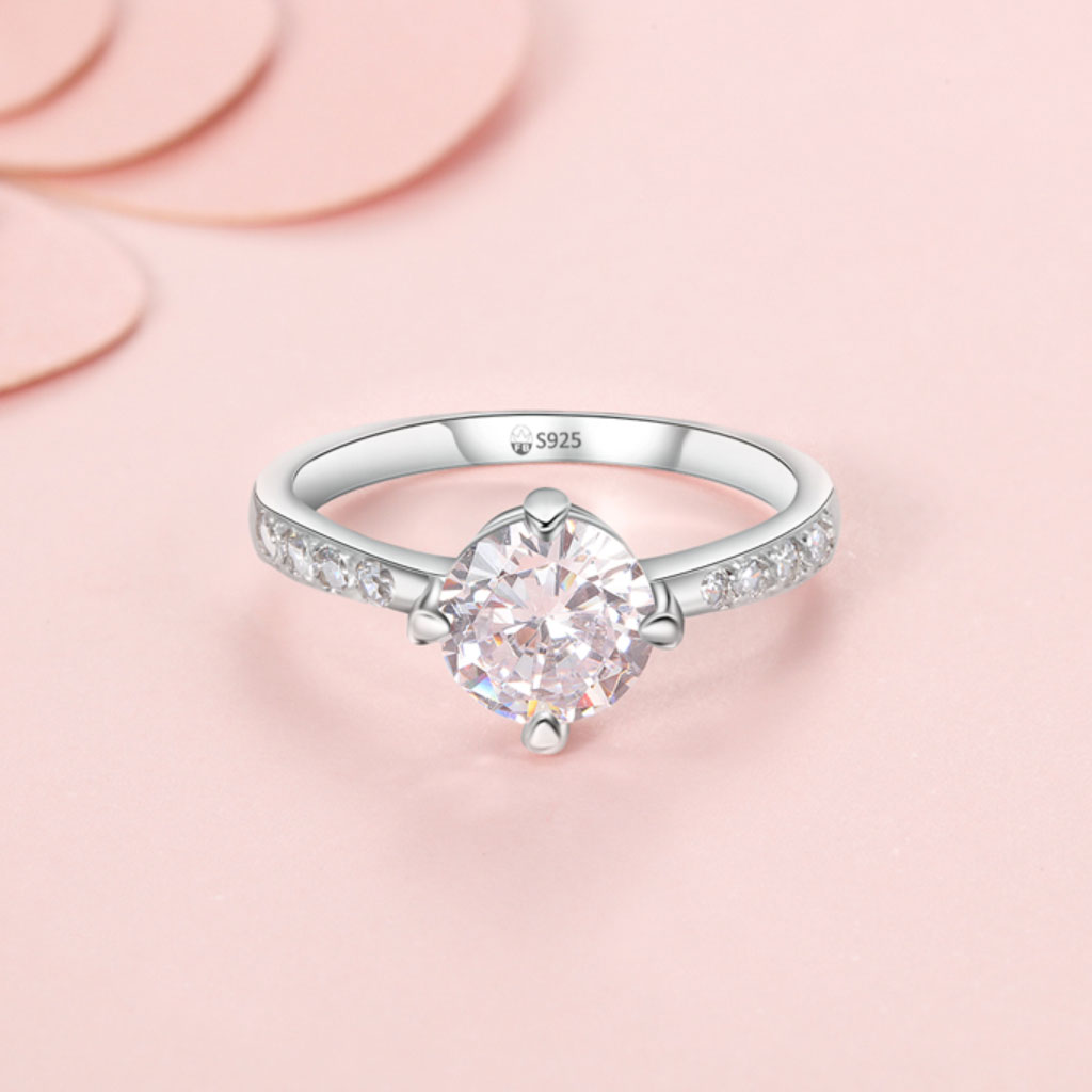 High-polish 925 sterling silver Moissanite ring