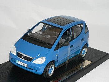 Mercedes A-Class -1977  1:18  Maisto