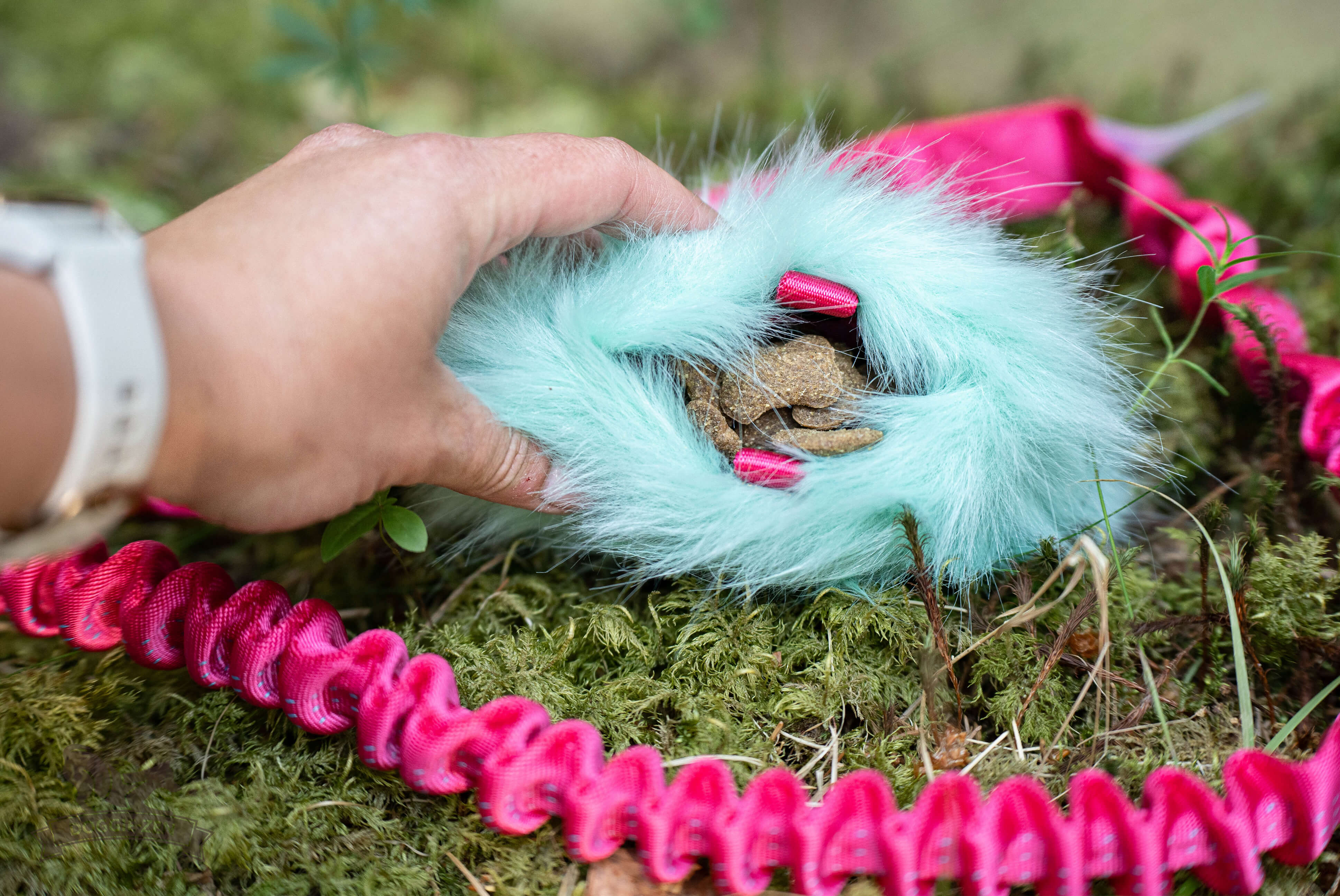 Elastisk belöningsjagarkampis fuskpäls M - 2