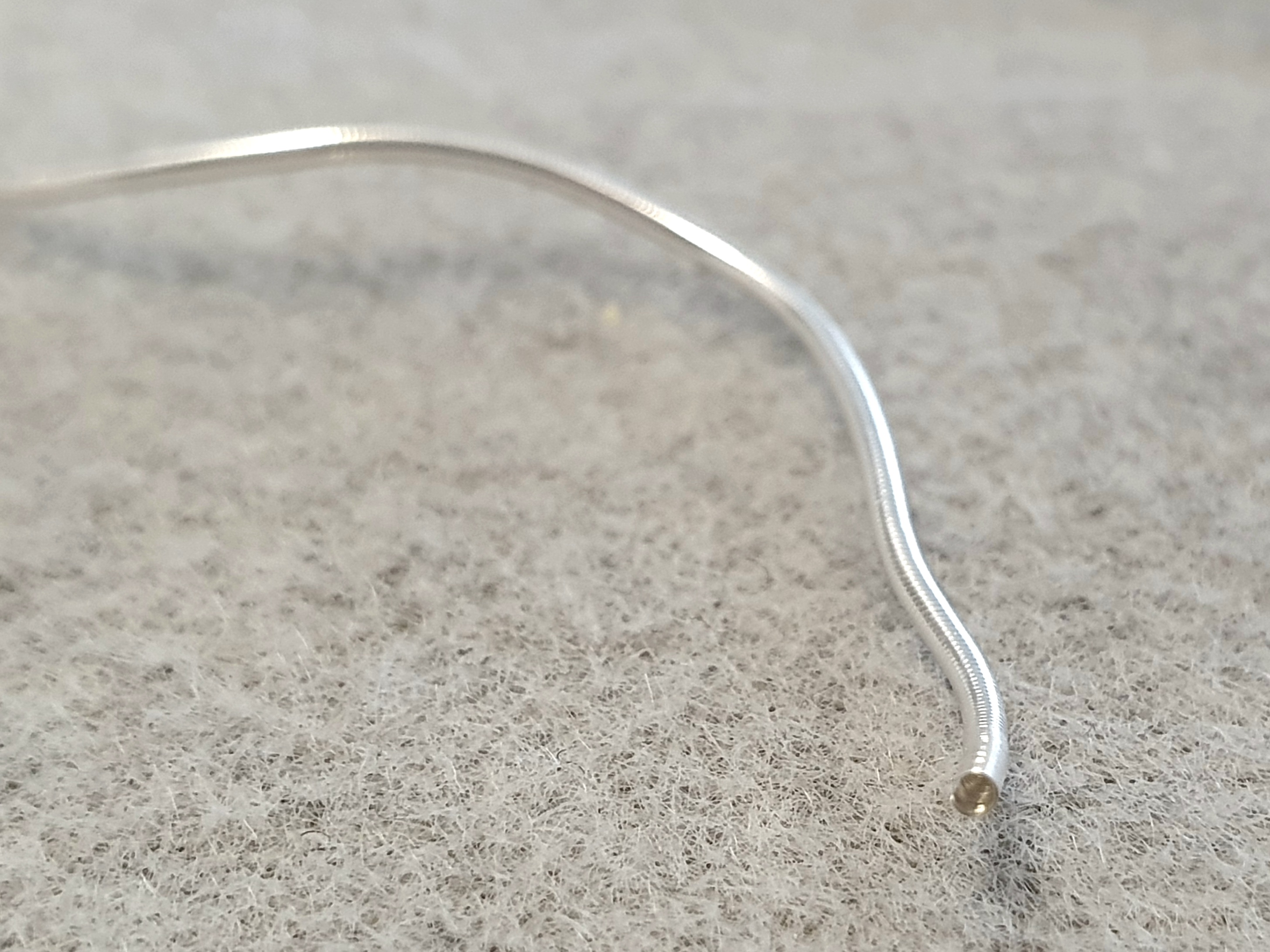 Träns 1,2 mm yttermått, silverfärgad, ca. 30cm