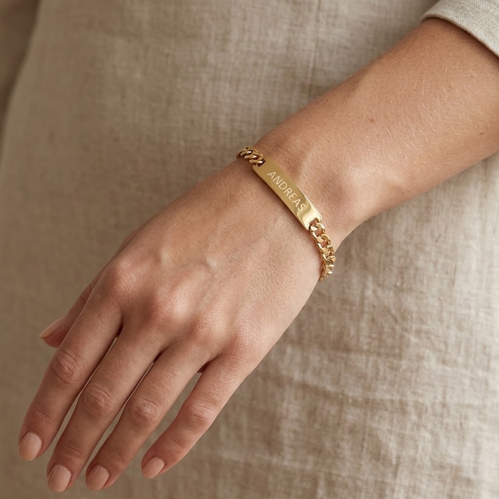 Guld figaro personligt armband med gravyr - Rostfritt stål - 4
