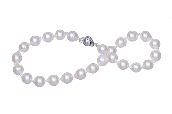 Akoya pearl bracelet set with white gold clasp 6-6.5mm