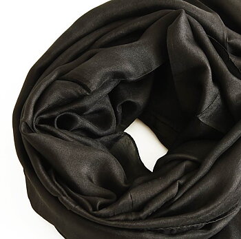 Svart Sidenscarf Isa