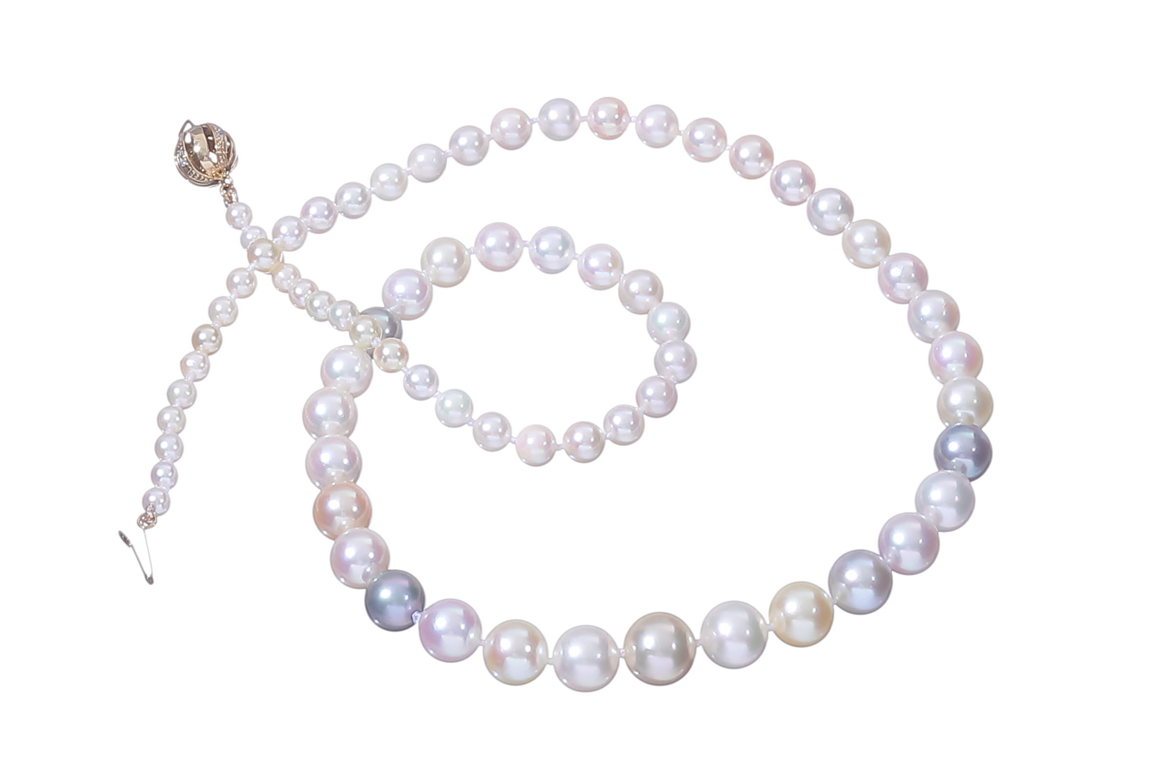 Halskette aus Akoya-Zuchtperlen in AAA-Qualität mit Verschluss aus Gold und Diamanten 3.5–9 mm