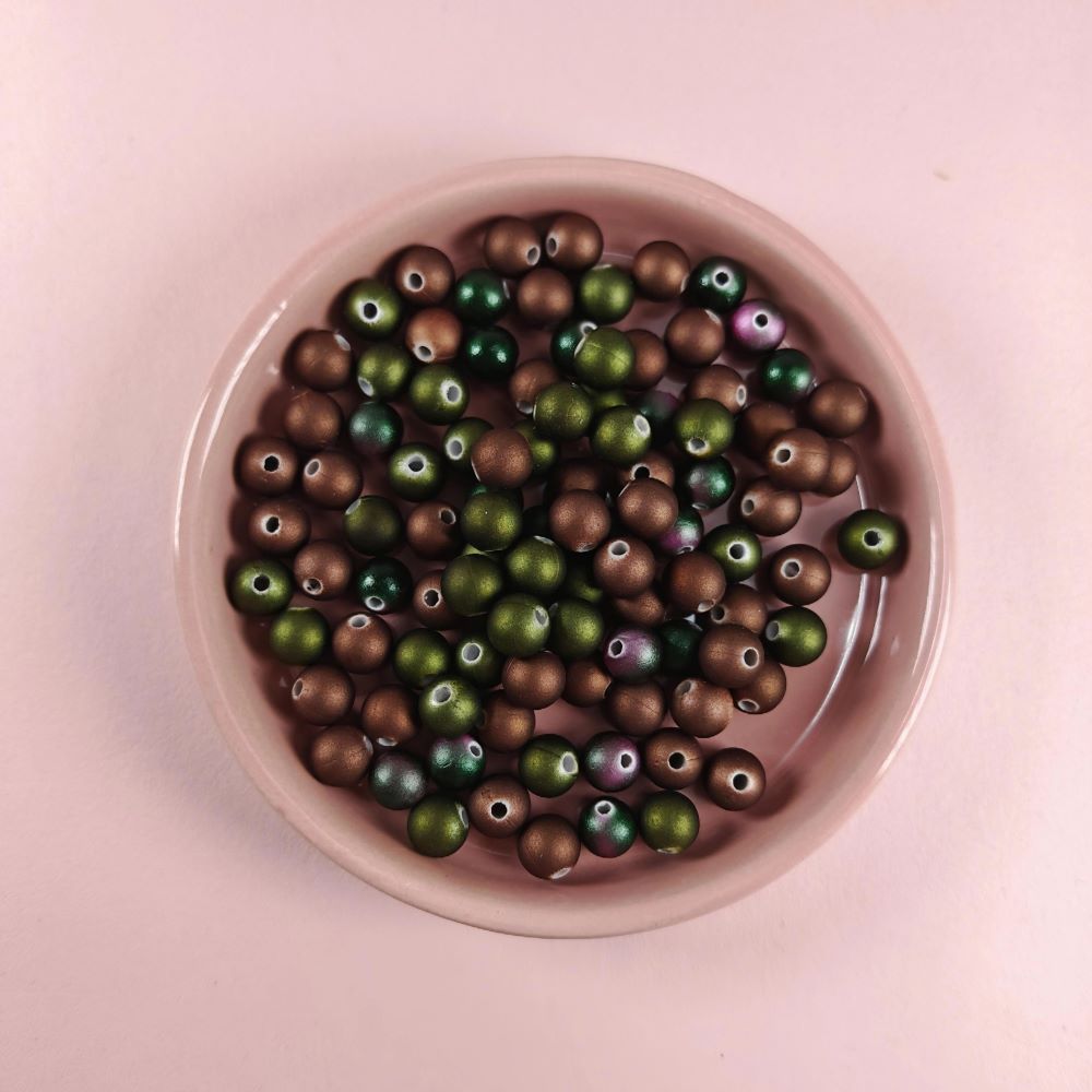 Akrylpärlor 8mm grönmix ca 100st