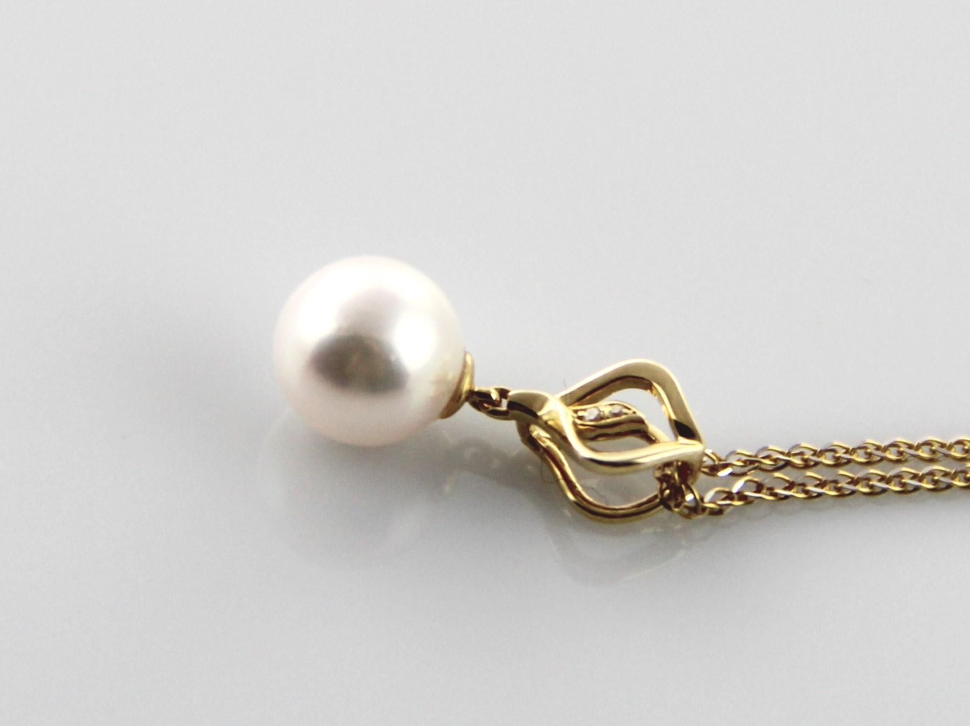 Perlenanhänger-Akoya in AAA-Qualität in Gold 8–8.5 mm