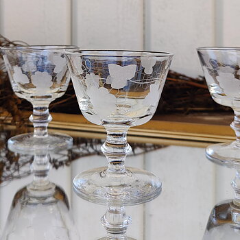Vinranka madeiraglas från Reimyre