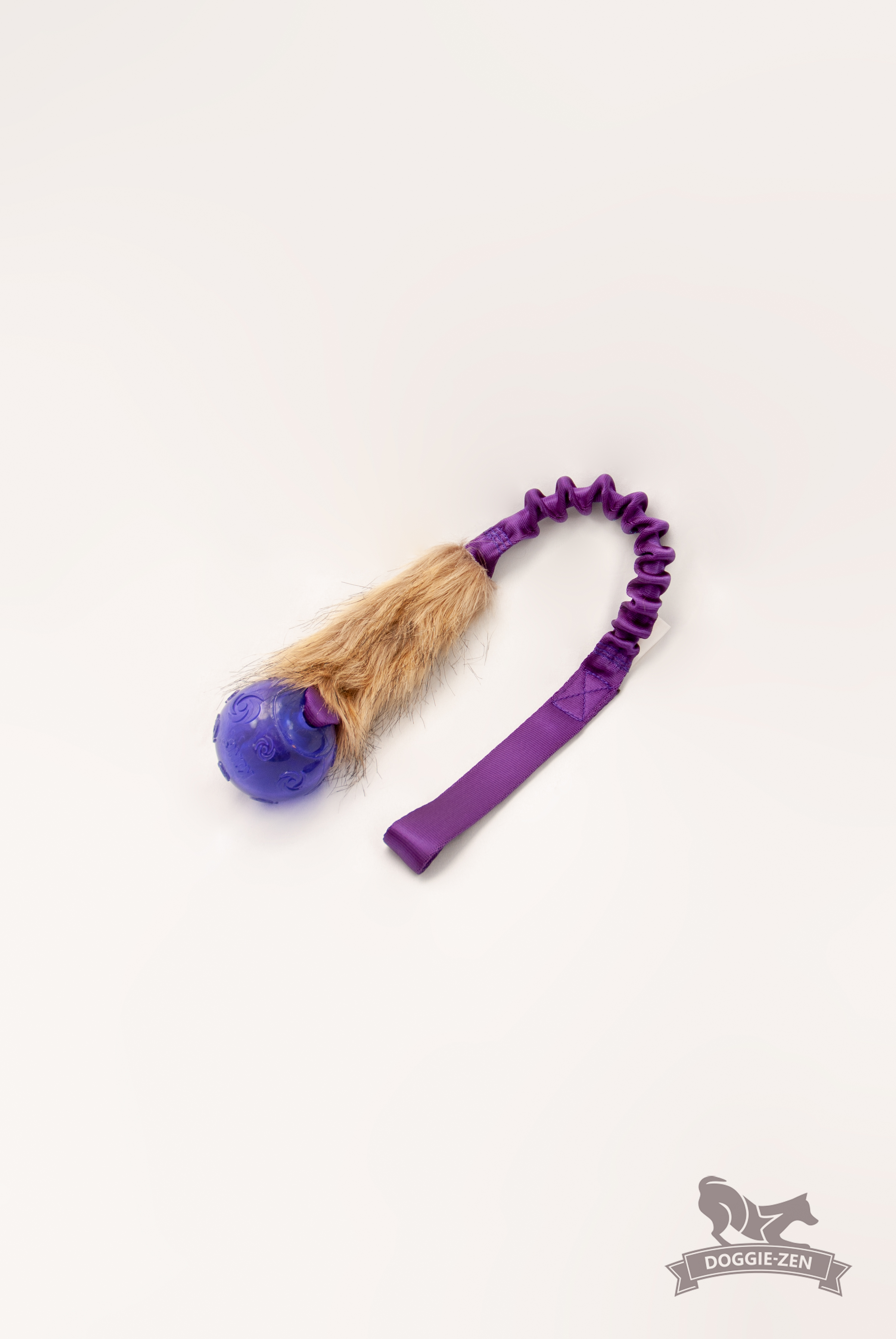 Bungee Fake Fur Tug L with KONG Squeezz Ball - 3