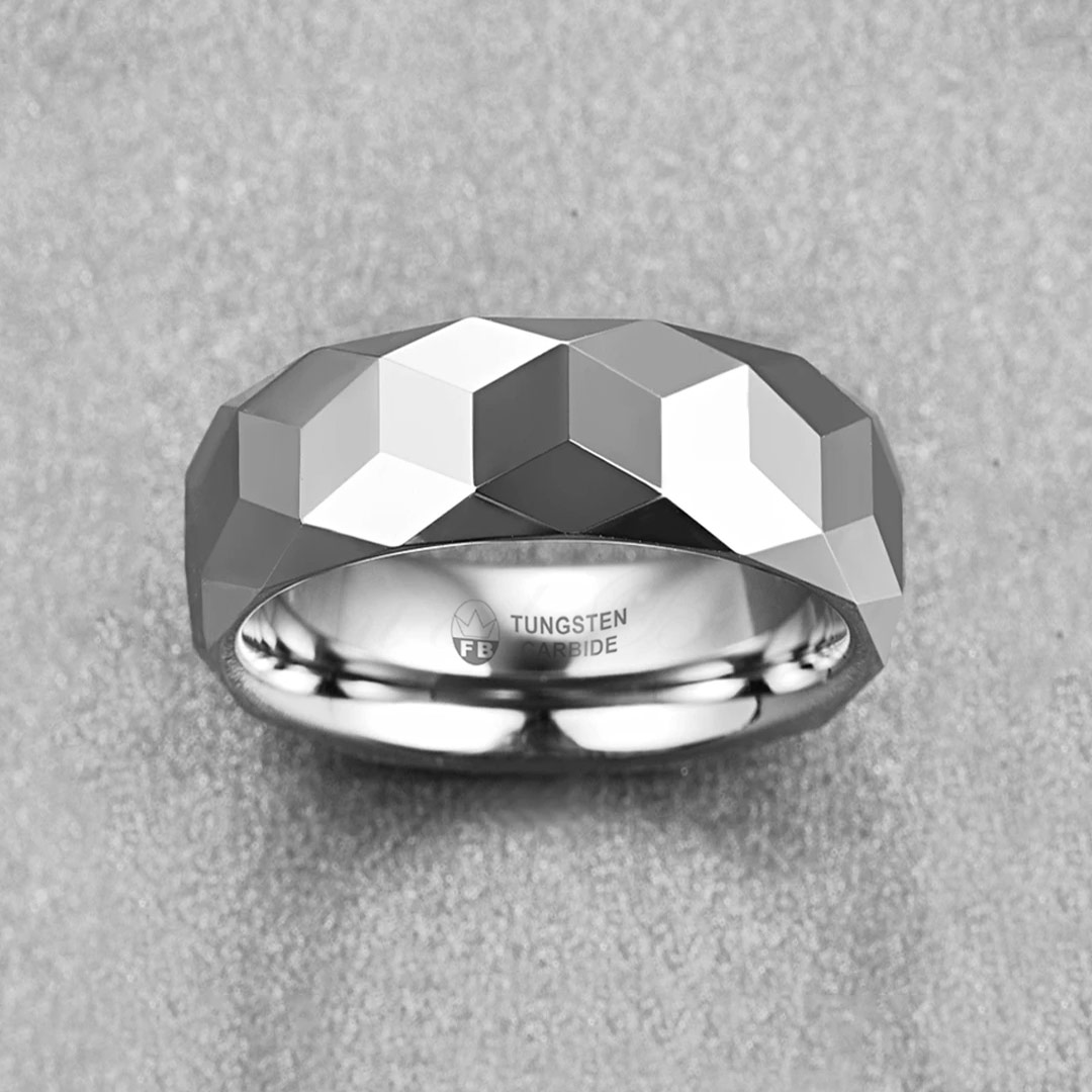 Ring Tungsten Man Diamant Facetter 4mm 6mm 8mm BrilliantTungstensring extreme gloss display Luxury FintochBilligt