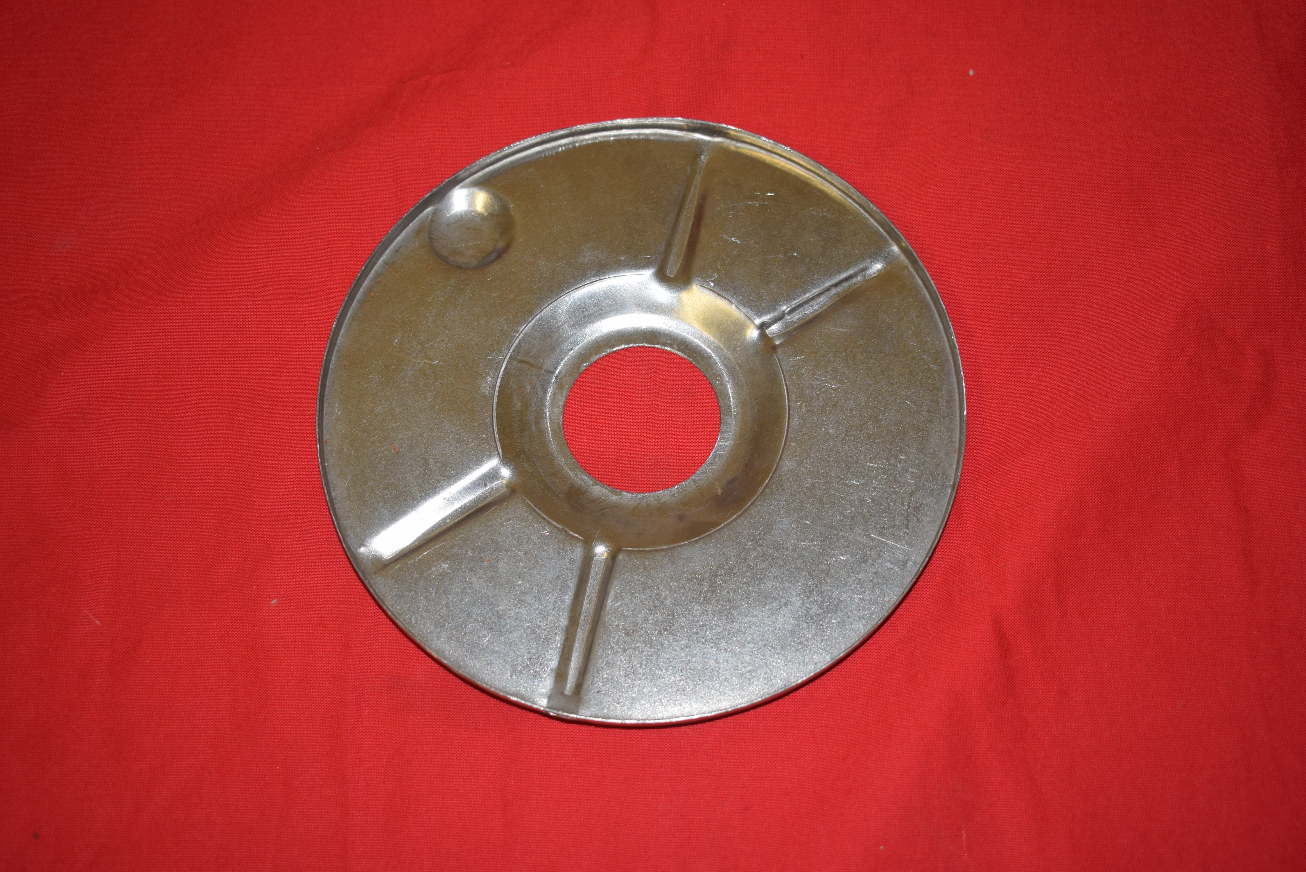 FRONT BRAKE DUST COVER  J JD JDH 1928-29 - 2