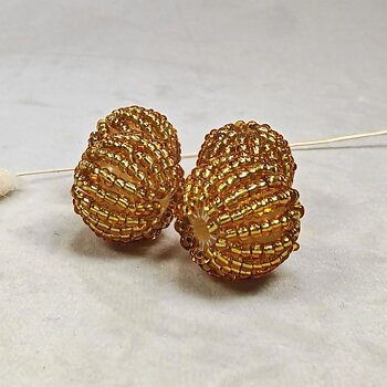 Akrylpärla pärlklädd boll 20 mm guld 4 st