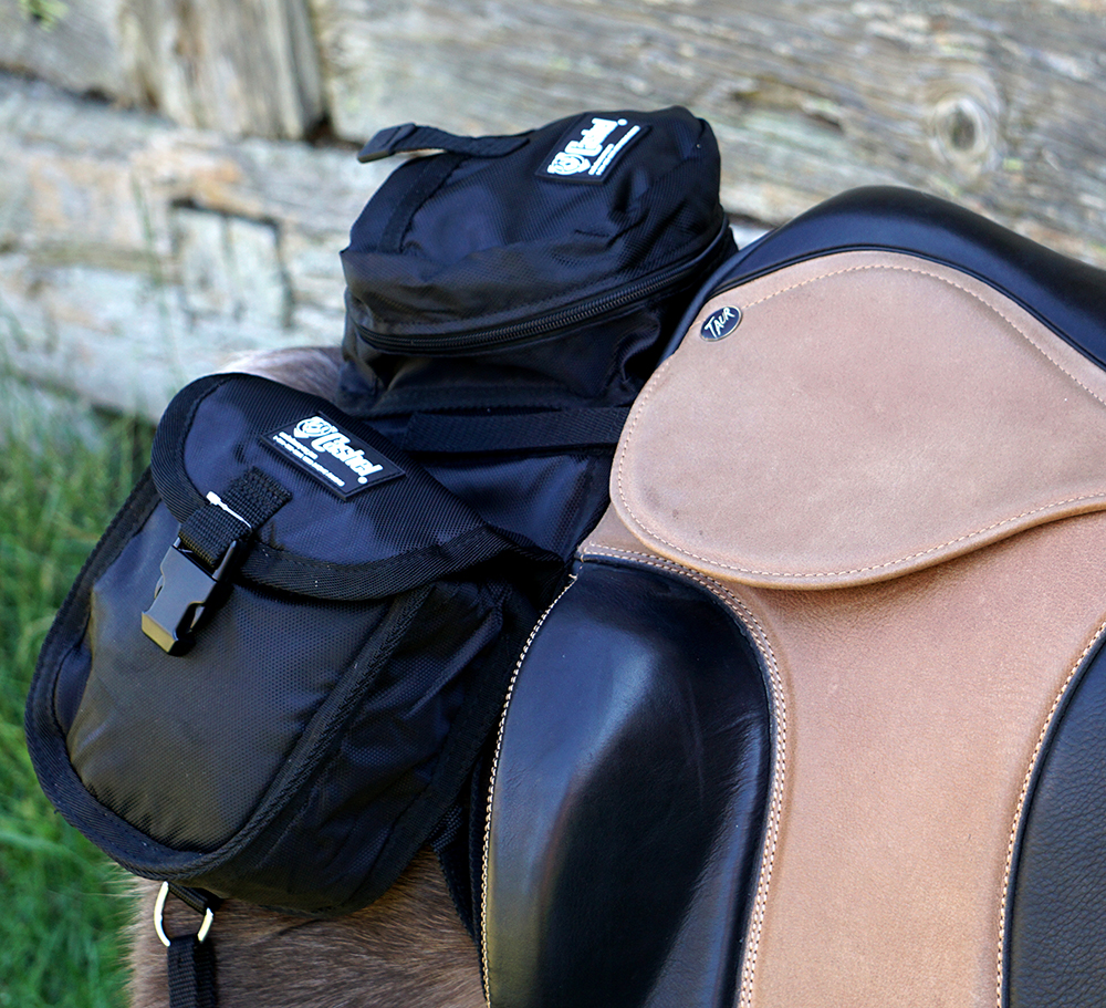 Cashel© English Front Saddle Bag - 6