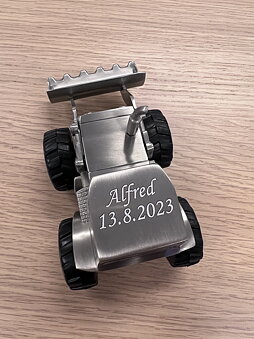 Spargris traktor