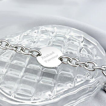 Klassiskt Armband "Älskad Farmor" rund bricka