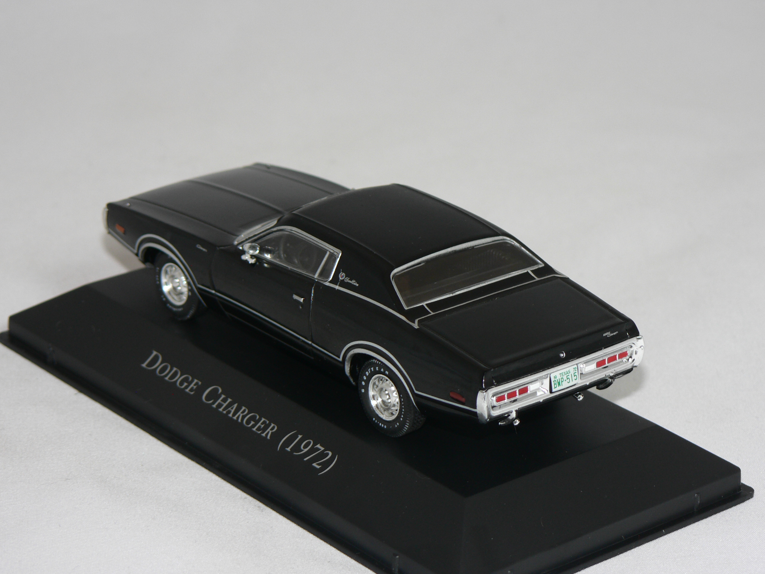 Dodge Charger  1972    1:43 Atlas - 2