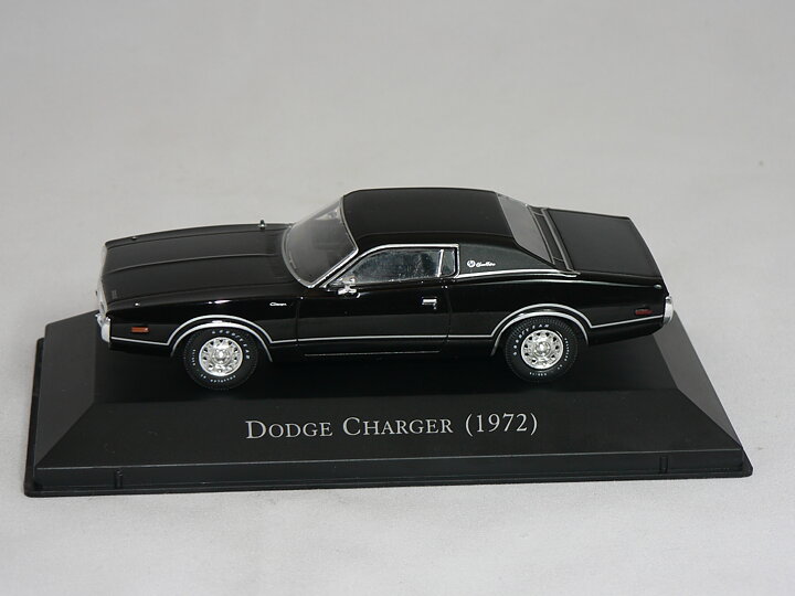 Dodge Charger  1972    1:43 Atlas