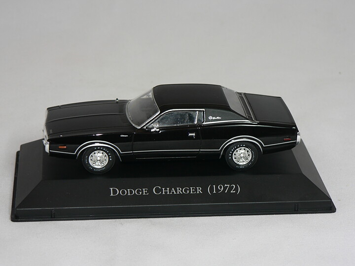 Dodge Charger  1972    1:43 Atlas