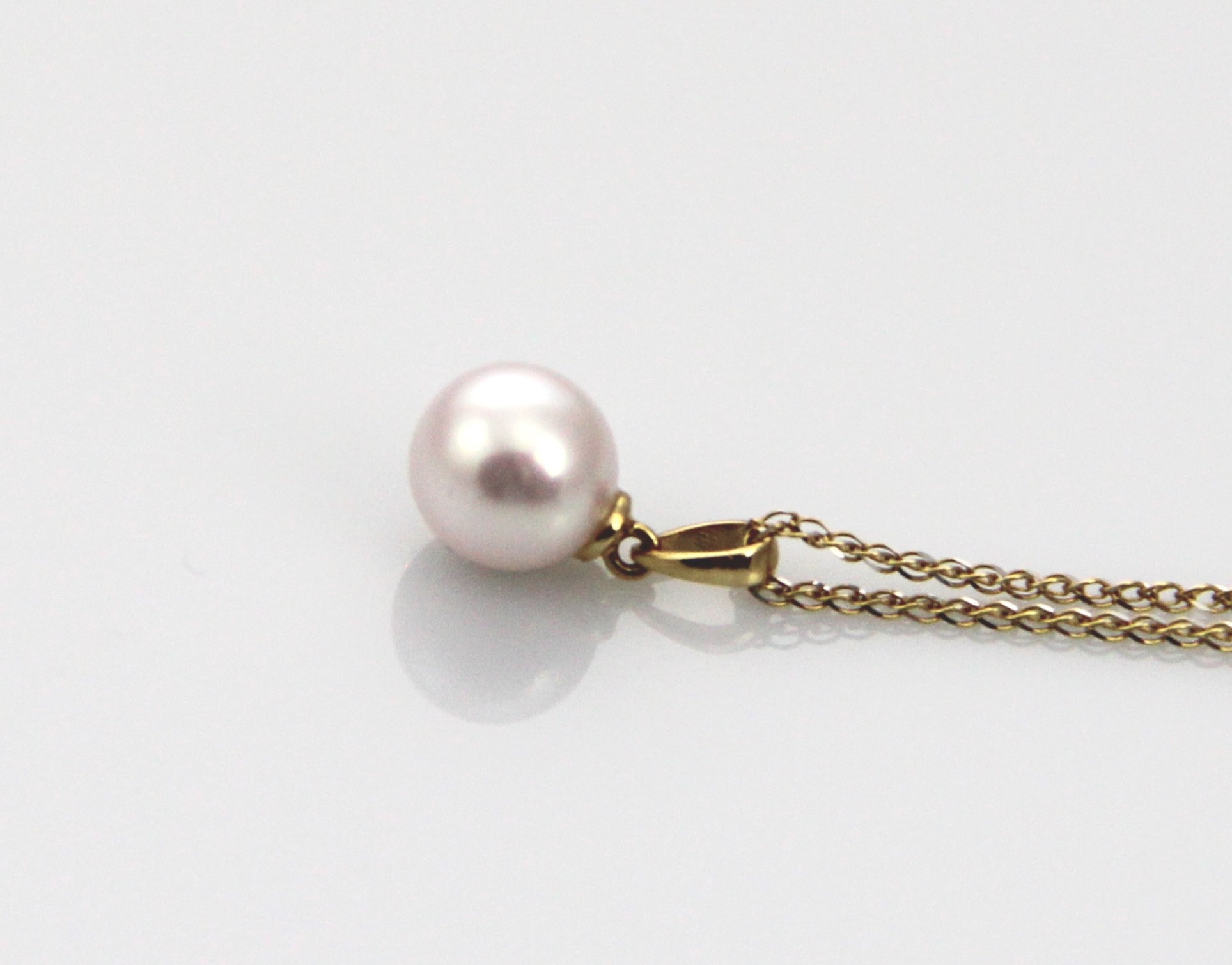 Perlenanhänger-Akoya in AAA-Qualität in 18 Karat Gold 7.5–8 mm