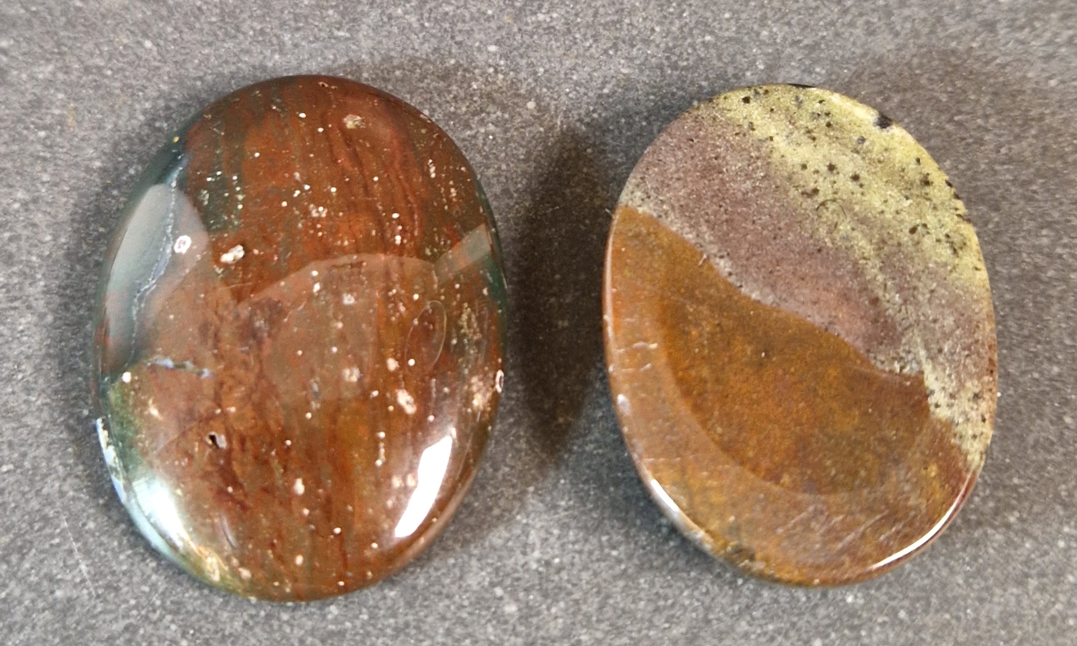 Indisk No Worry Stone /Bekymmer Sten, 35mm - Rödbrun Jaspis - 2