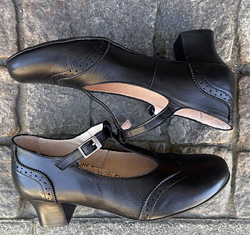 Brako sko modell Minthy i svart,  40-tal  stil, vintage, Mary Jane