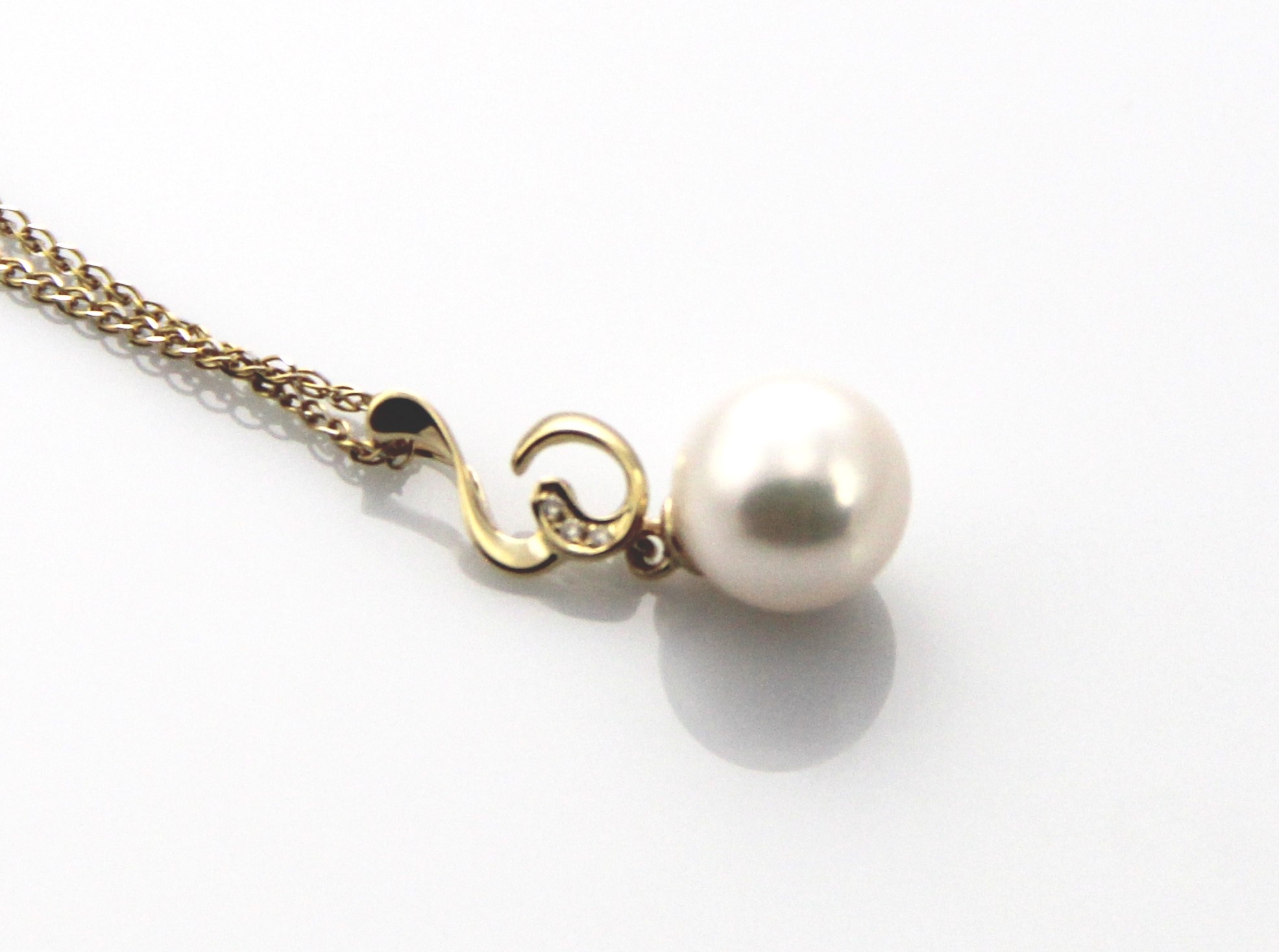 Perlenanhänger-Akoya in AAA-Qualität mit Gold und Diamanten 8.5–9 mm - 2