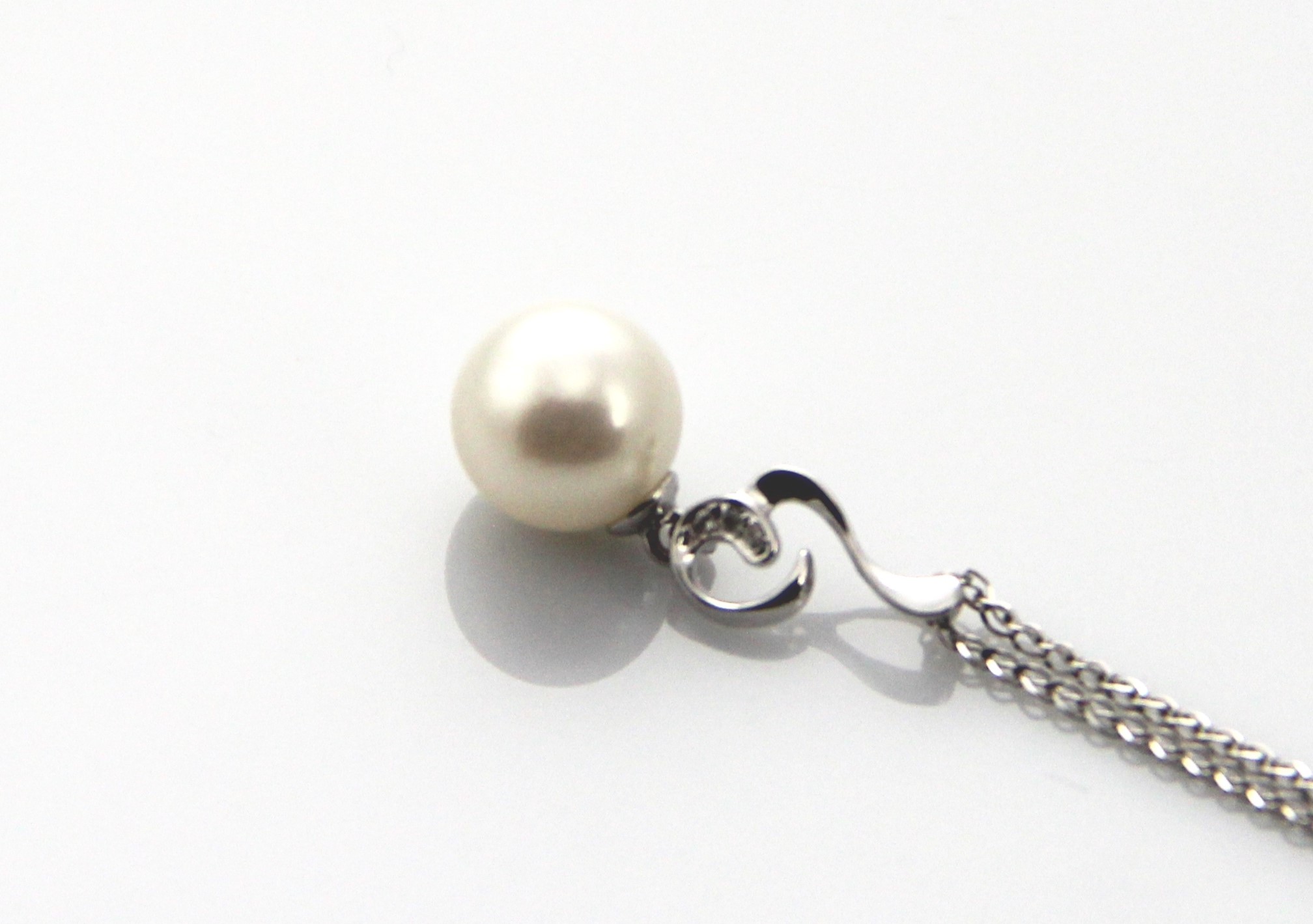 Perlenanhänger-Akoya in AAA-Qualität mit Weißgold und Diamanten 8.5–9 mm - 2