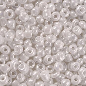 Seed beads 8/0 3 mm vit opak glansig 26 g