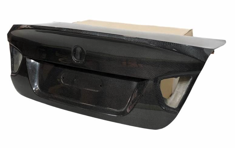 BMW E90 05-08 - Bagagelucka Kolfiber CSL