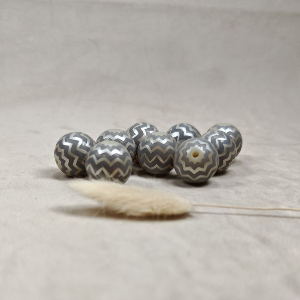 Akrylpärla boll 20 mm grå zigzag 9 st - 2