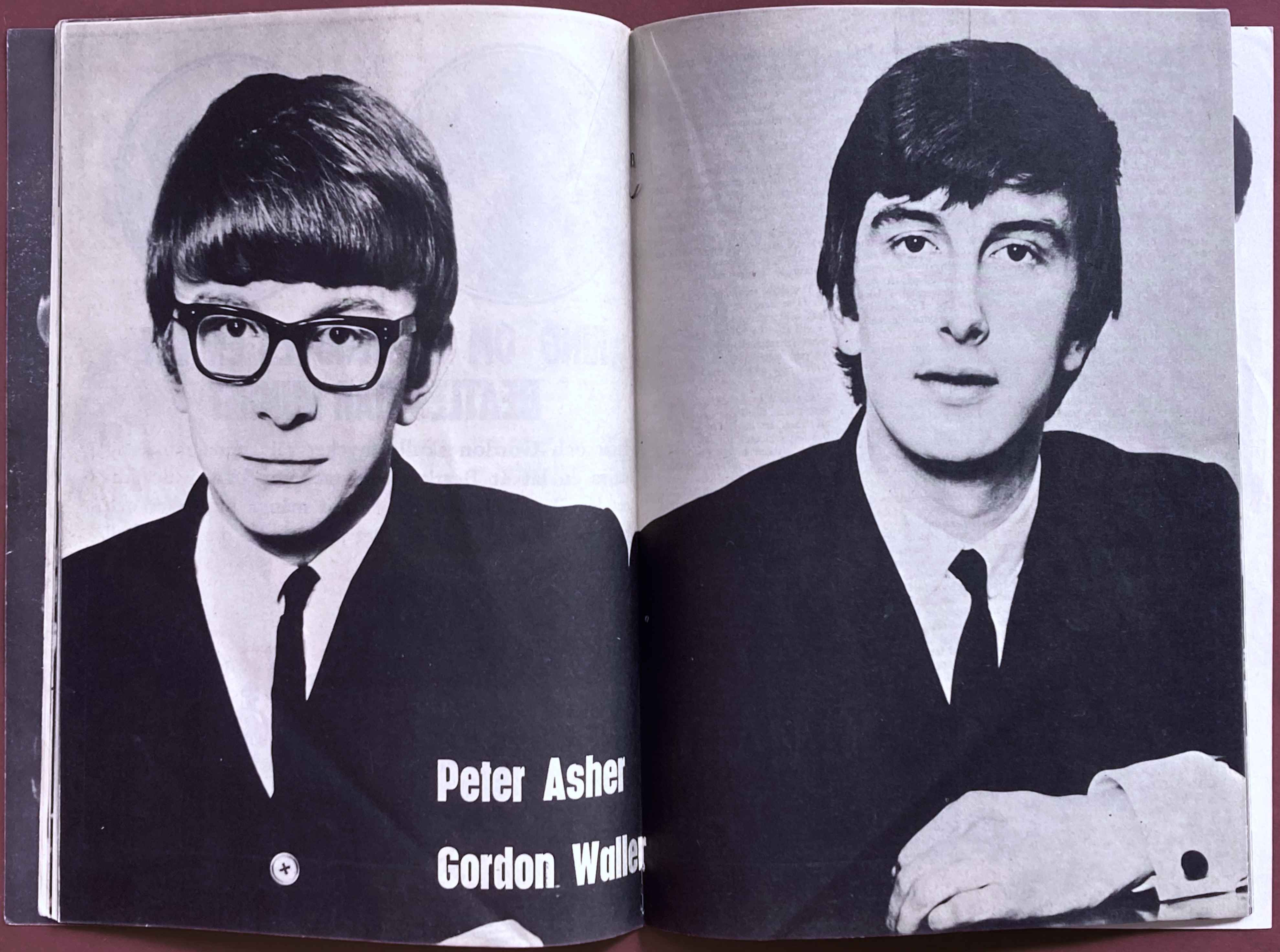 LOVE med Min Melodi - Nr 7 1964 + BEATLES / John poster - 9