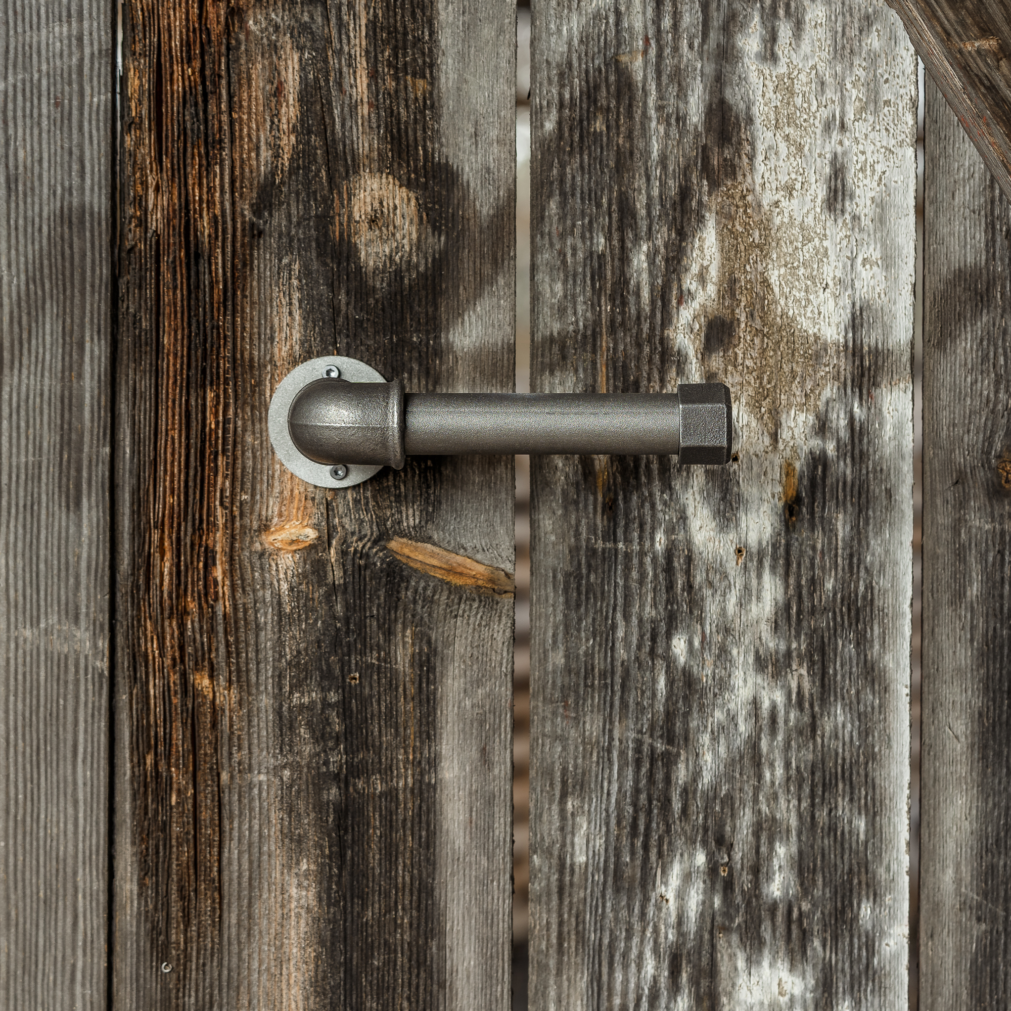 Toilettenpapierhalter in der Farbe Stahlgrau
